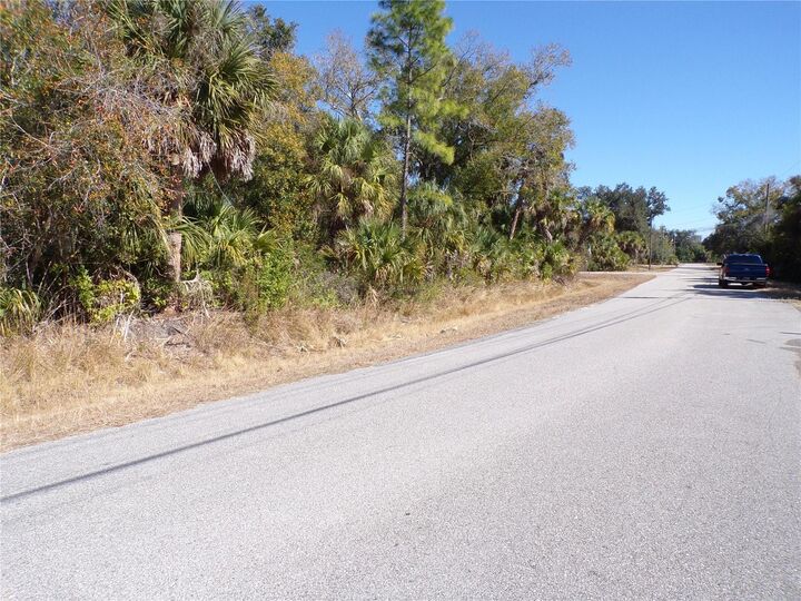 Property Photo:  Renick Lane  FL 34288 