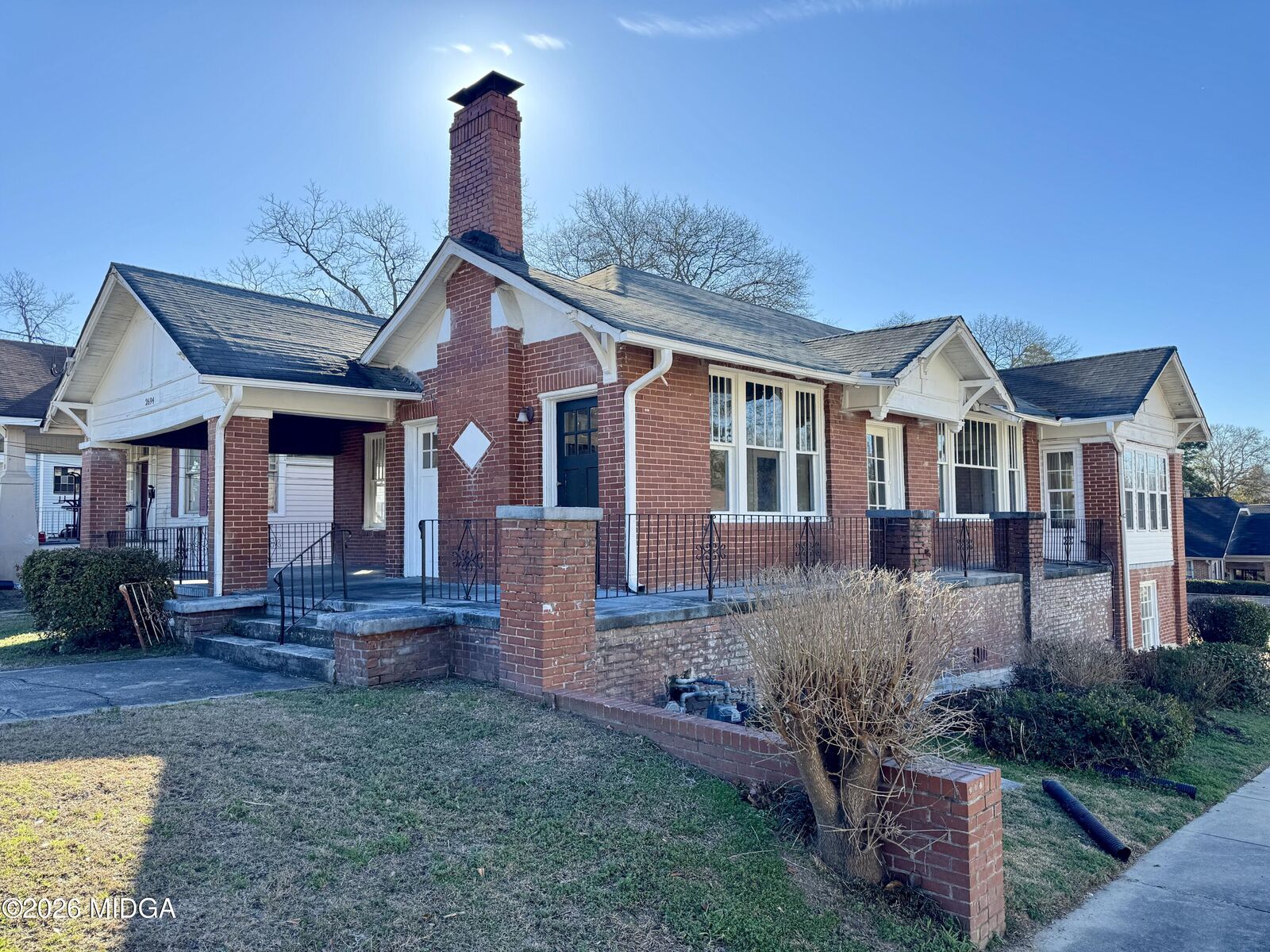 Property Photo: 2694 Cherokee Avenue GA 31204