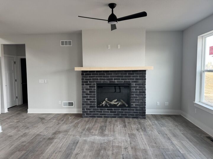 Property Photo:  1750 Switchgrass St  WI 53066 