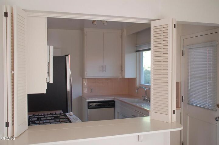 Property Photo:  719 W Camino Real Avenue A  CA 91007 