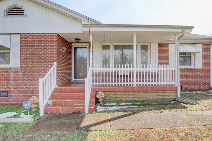 Property Photo:  9 W Bel Air Blvd  TN 37042 