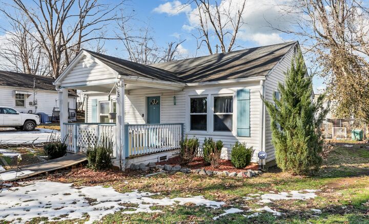 Property Photo: 705 Williams Ln TN 37040