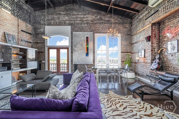 Property Photo:  42 E Bay Street 5  GA 31401 