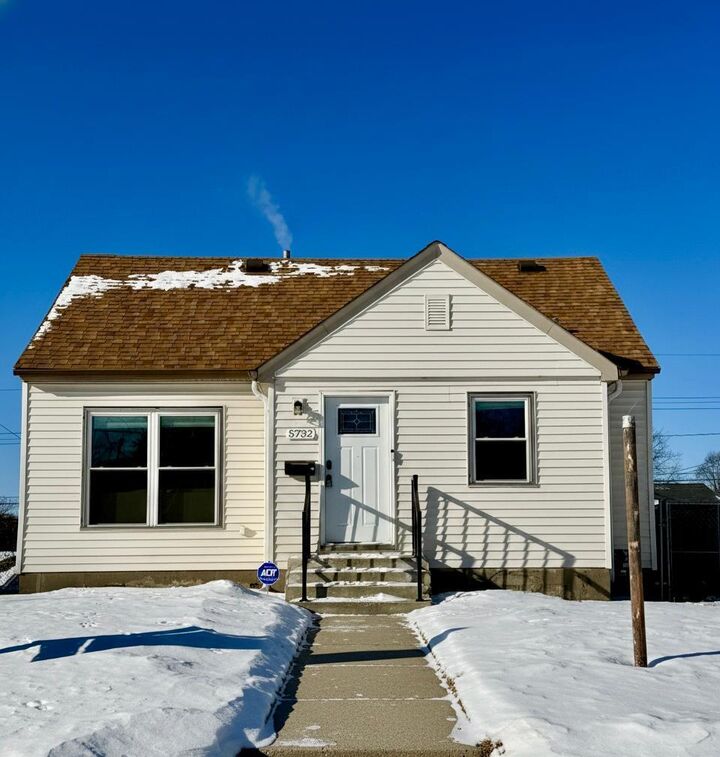 Property Photo:  5732 Longfellow Avenue  MN 55417 