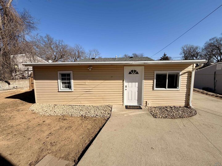 Property Photo: 909 Alice Street IA 51105