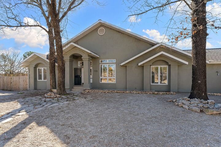 Property Photo:  227 County Road 3321  AR 72632 