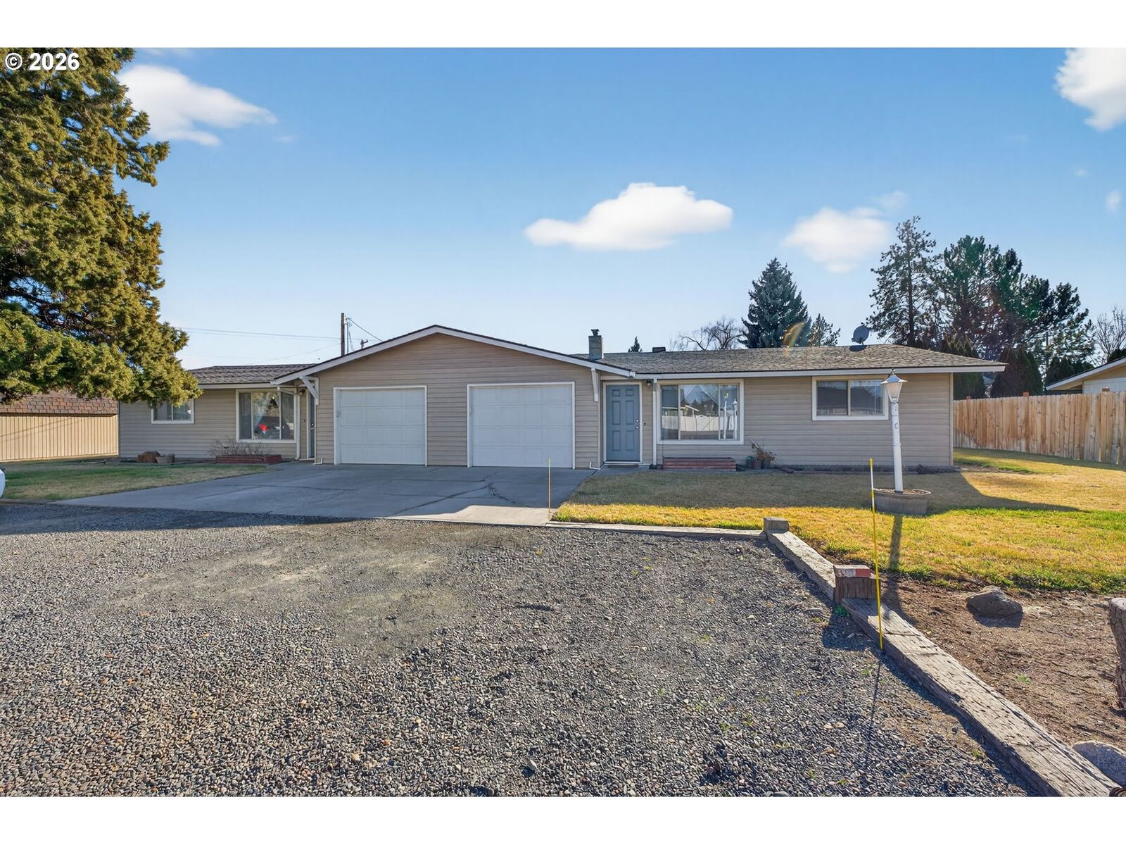 Property Photo:  2412 SW Wickiup Ave  OR 97756 
