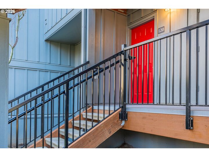 Property Photo:  4 Touchstone 120  OR 97035 