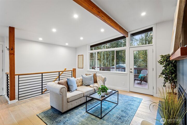 Property Photo:  4379  150th Avenue SE  WA 98006 