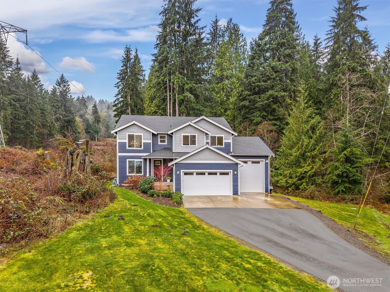 Property Photo: 17330 265th Avenue SE WA 98272