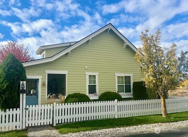 Property Photo:  107  Timbuktu Lane  WA 98844 