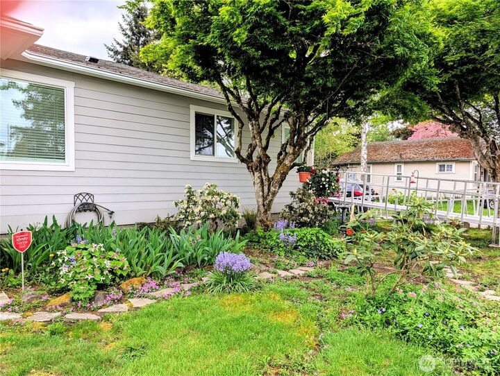 Property Photo:  508  Jefferson Street  WA 98531 