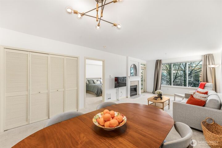 Property Photo:  1525 NW 57th Street 302  WA 98107 