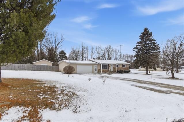Property Photo:  7960 Beard Road  MI 48418 
