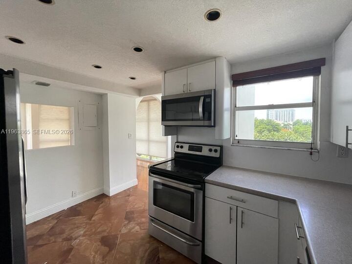 Property Photo: 1865 Brickell Ave A614 FL 33129