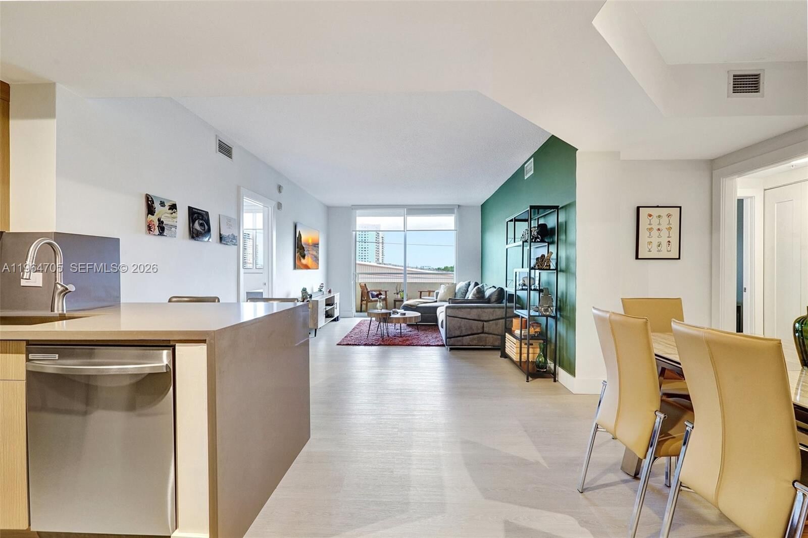 Property Photo:  18800 NE 29th Ave 517  FL 33180 