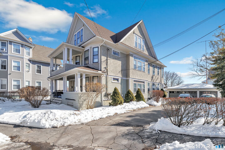 Property Photo:  22 Monroe Street  CT 06605 