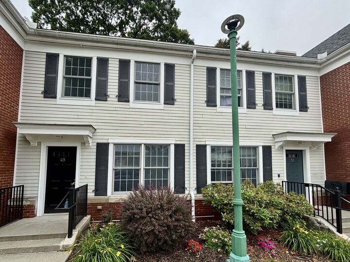 Property Photo:  46 Fairgate Drive  CT 06902 