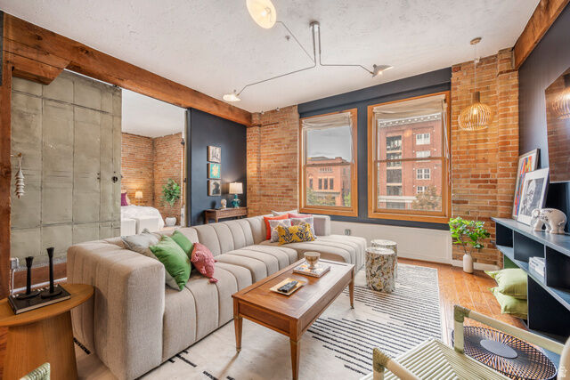 Property Photo: 327 W 200 S 207 UT 84101