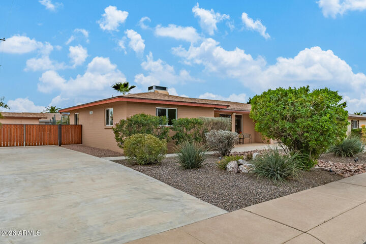 Property Photo:  5349 E Dallas Street  AZ 85205 