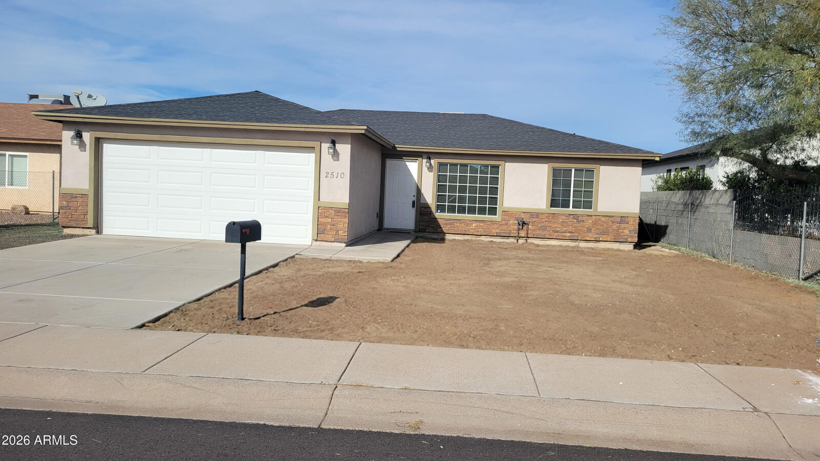 Property Photo:  2510 E Randall Drive  AZ 85288 