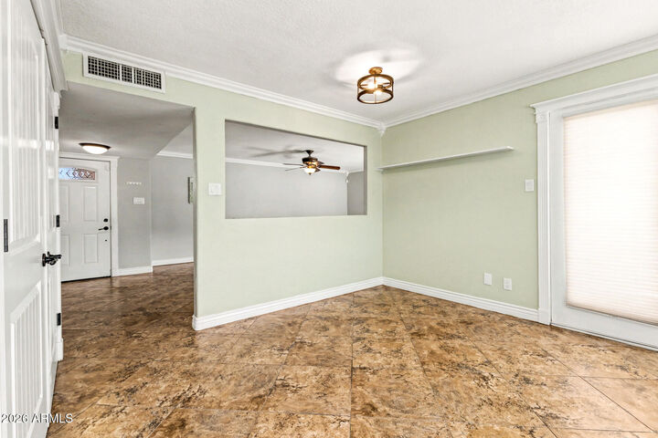 Property Photo:  409 E Pegasus Drive  AZ 85283 