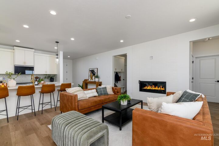 Property Photo:  9119 W Moon River Dr  ID 83669 