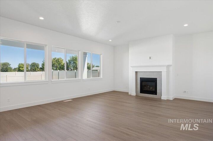 Property Photo:  9074 W Moonglade St  ID 83669 