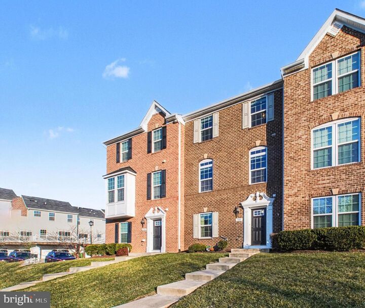 Property Photo:  2102 Hays Street  VA 22401 