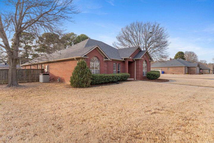 Property Photo:  1655 Chicot Drive  AR 72034 