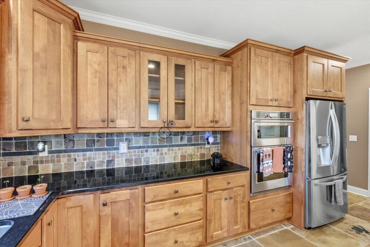 Property Photo:  4701 Thornbrook Rdg  MO 65203 