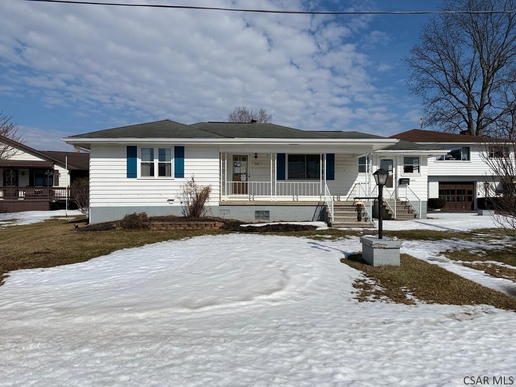 Property Photo:  2303 Stadium Dr  PA 15963 