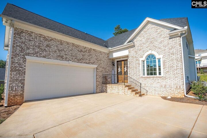 Property Photo:  201 Edgewood  SC 29036 