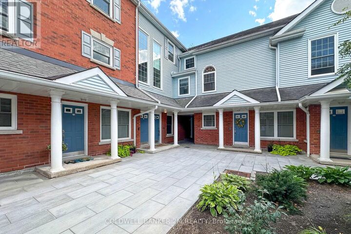 Photo de la propriété:  C-12 1655 Nash Road 27  ON L1E 1S8 