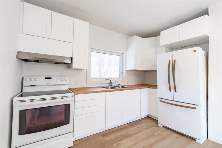 Photo de la propriété: 206 Dufferin Avenue MB R1A 1C1