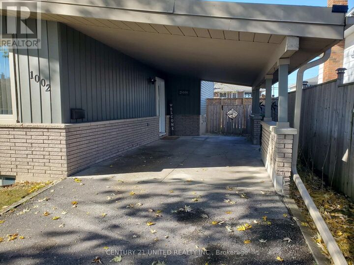 Property Photo:  1002 Albany Court  ON K9J 1J2 