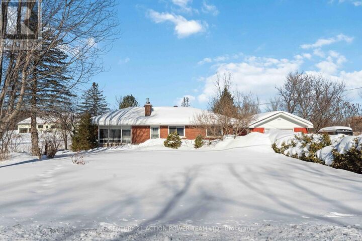 Property Photo: 1705 Old Montreal Road ON K4C 1G7