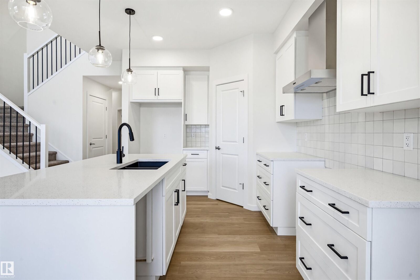 Property Photo:  5107 69 Street  AB T4X 3E4 