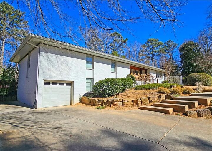 Property Photo:  1131 Milmar Drive NW  GA 30327 