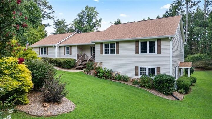 Property Photo:  1760 Commonwealth Trail  GA 30041 