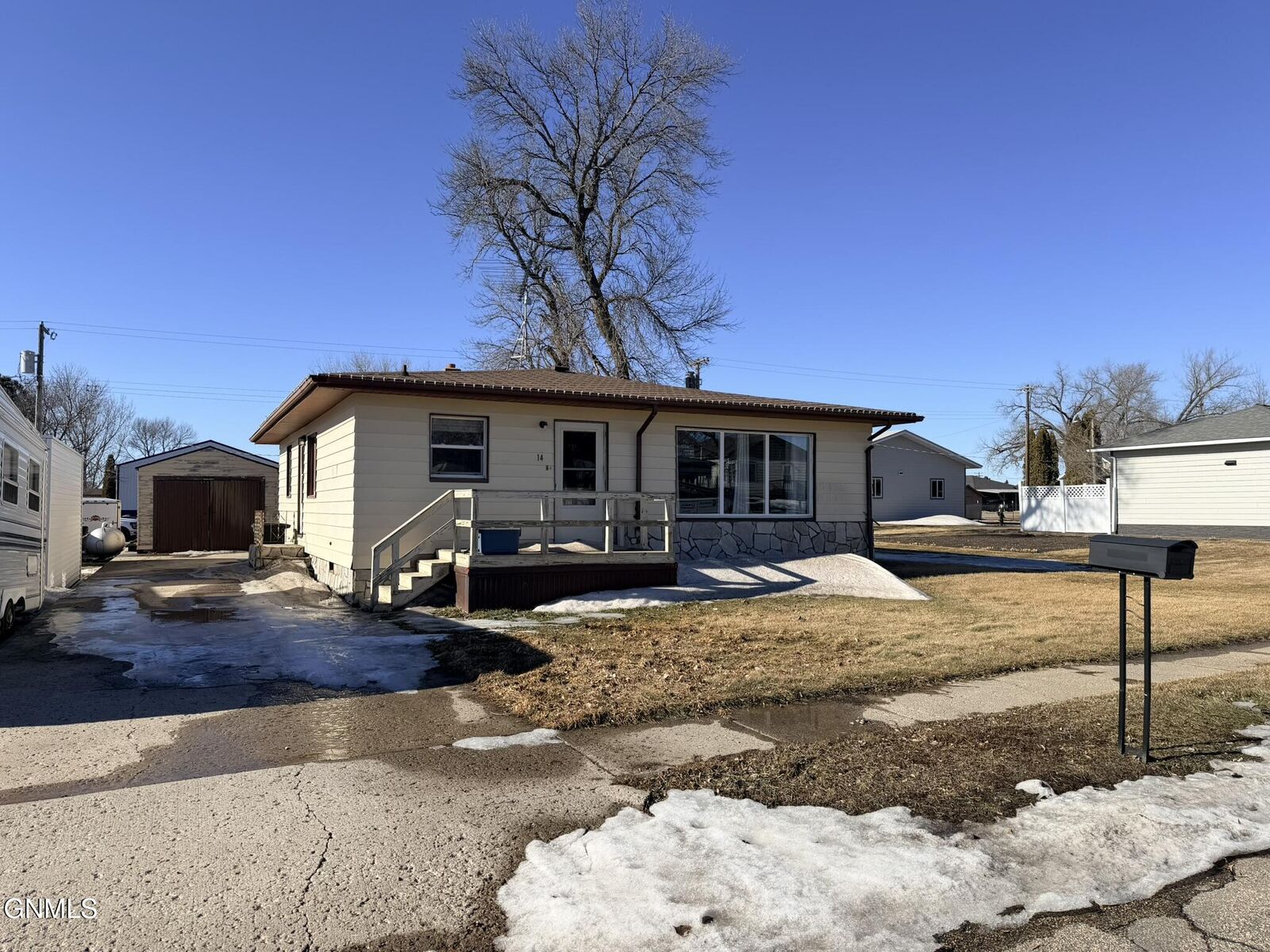 Property Photo:  14 4th Street S  ND 58495 