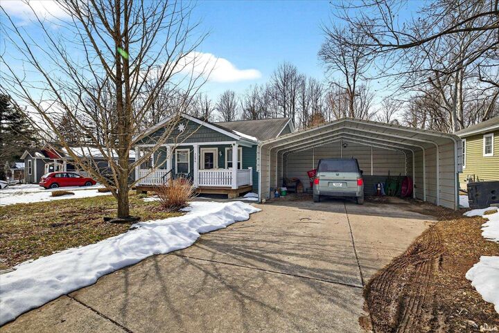 Property Photo: 3206 S Omaha Crossing Drive IN 47403