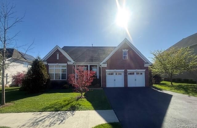 Property Photo:  13 Tompkins Lane  NY 12533 
