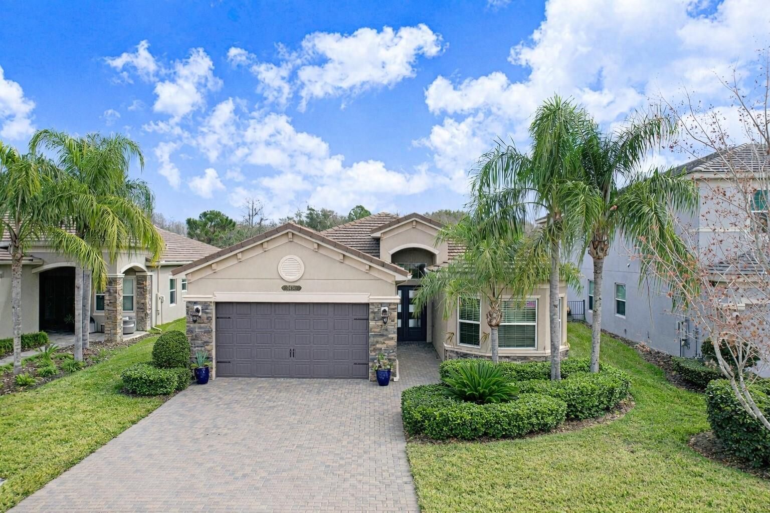 Property Photo:  2436 Oakwood Preserve Drive  FL 33543 
