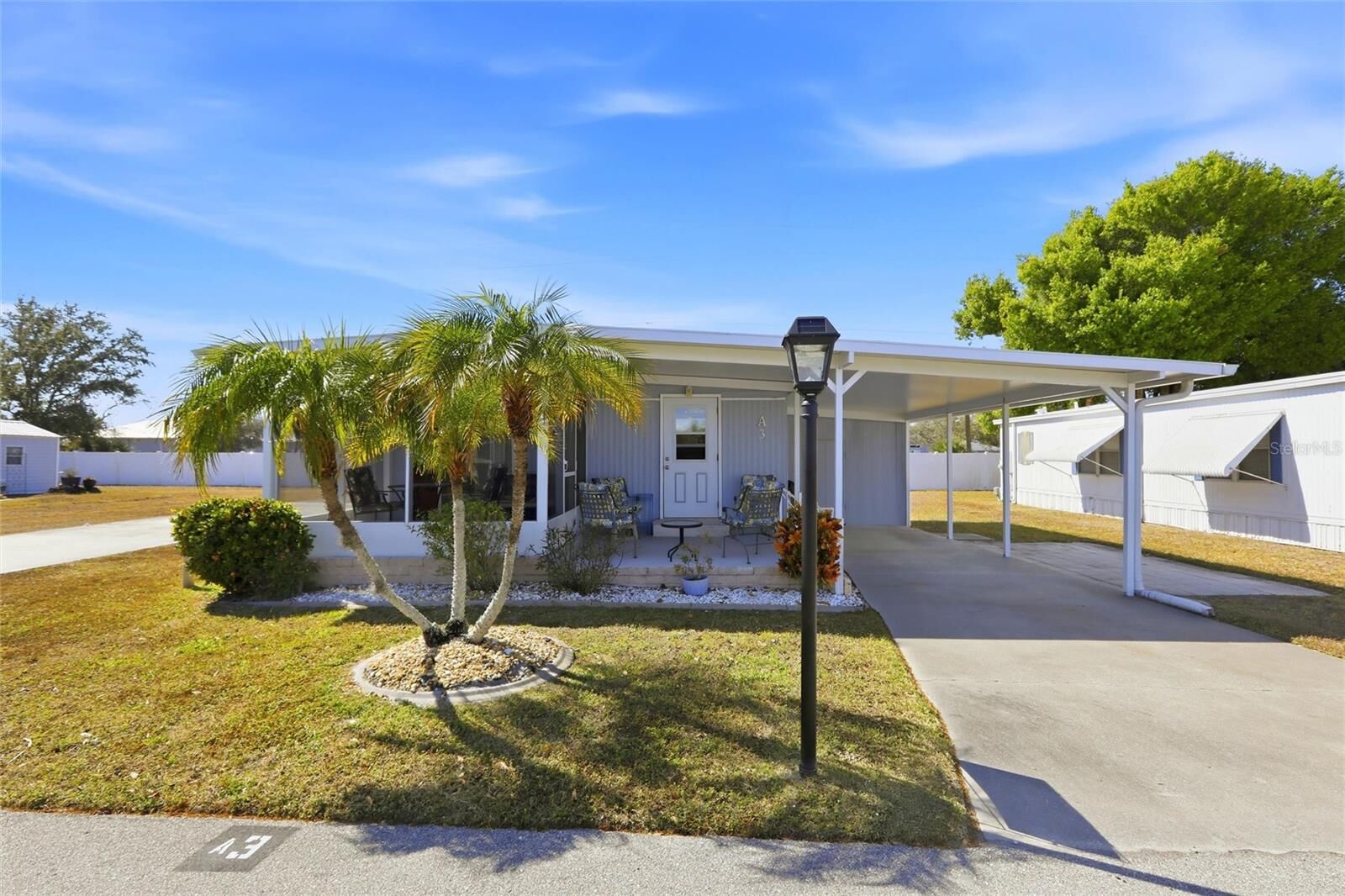 Property Photo:  3 S Mockingbird A3  FL 33950 