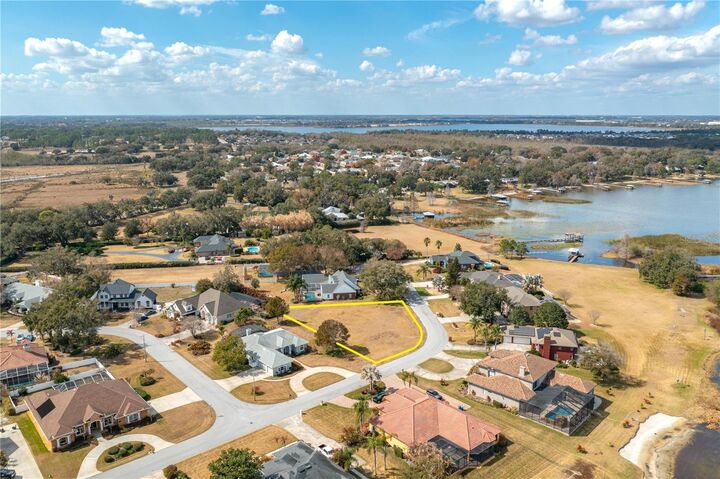 Property Photo:  332 Hamilton Shore Drive  FL 33883 