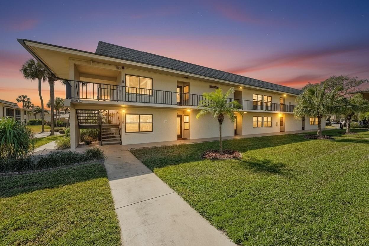 Property Photo:  12300 Vonn Road 2204  FL 33774 