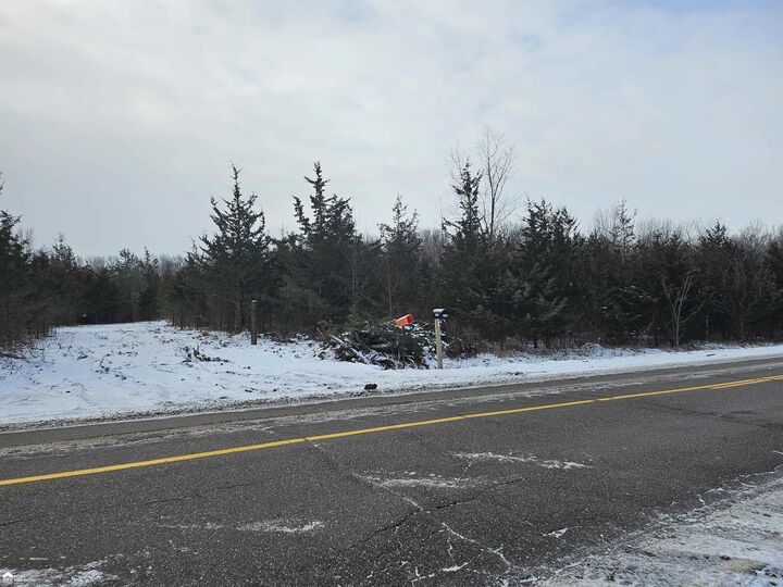 Property Photo:  5455 Kelly Road  MI 48504 