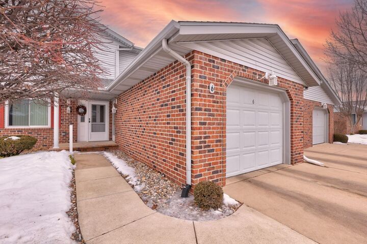 Property Photo:  6 Wilshire Drive  MI 48734 