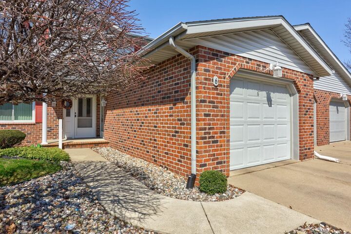 Property Photo:  6 Wilshire Drive  MI 48734 